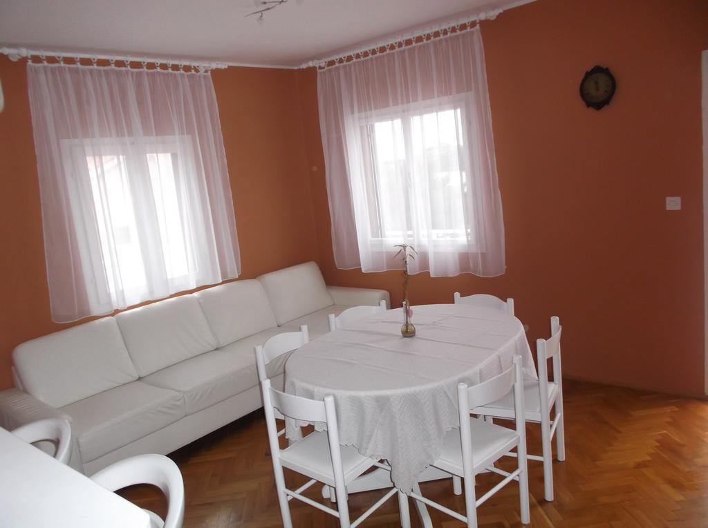 Ferienwohnung Apartman Vladic Grebaštica Exterior foto